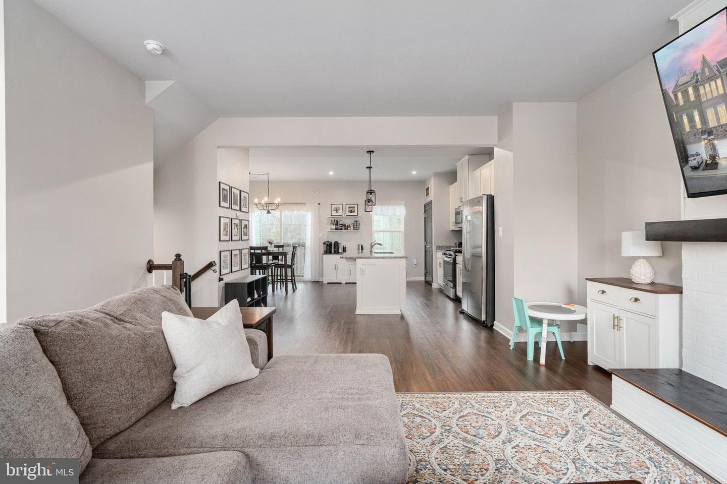 9712 Cedarmass Circle photo 6