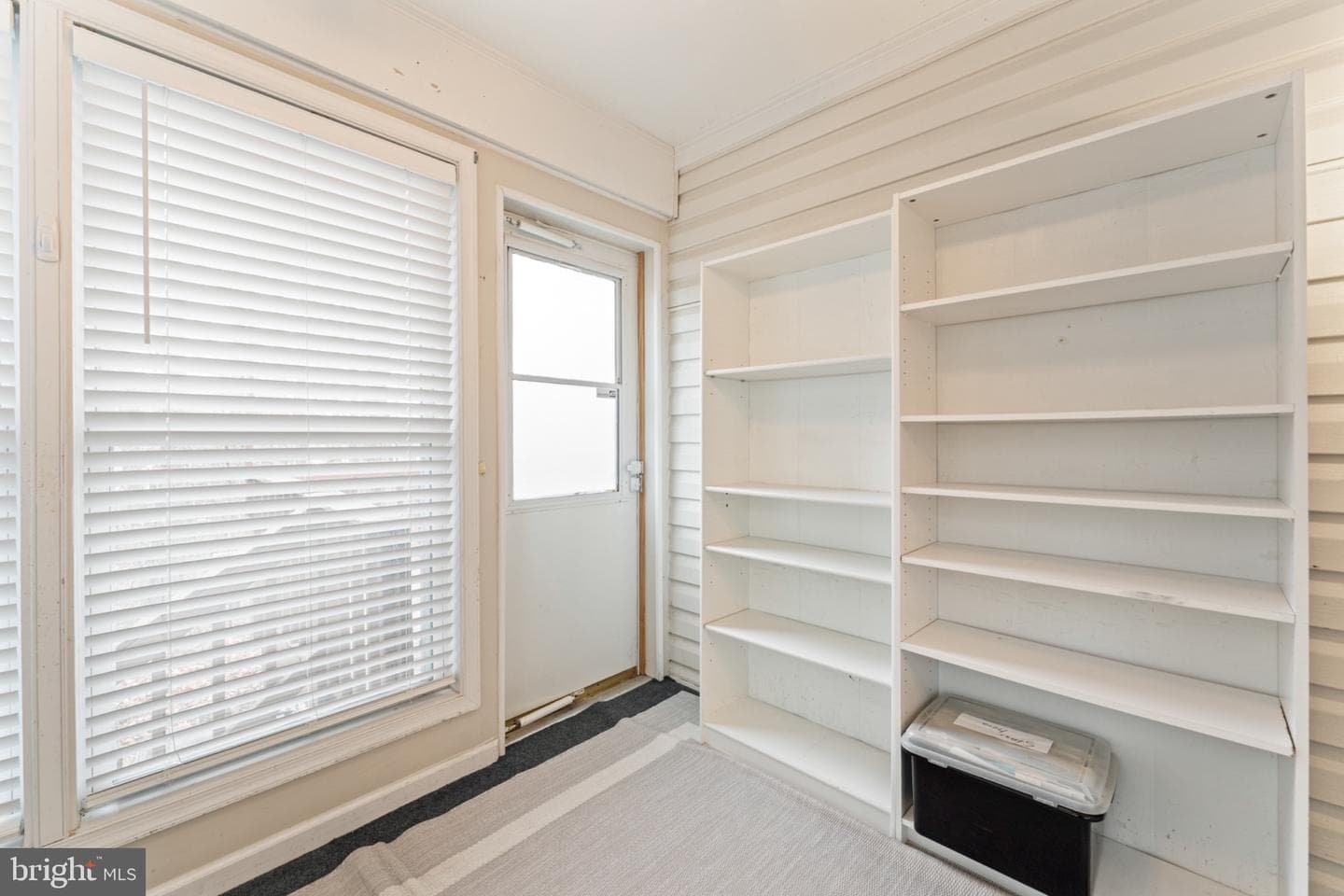 10111 Oat Lands Place photo 21