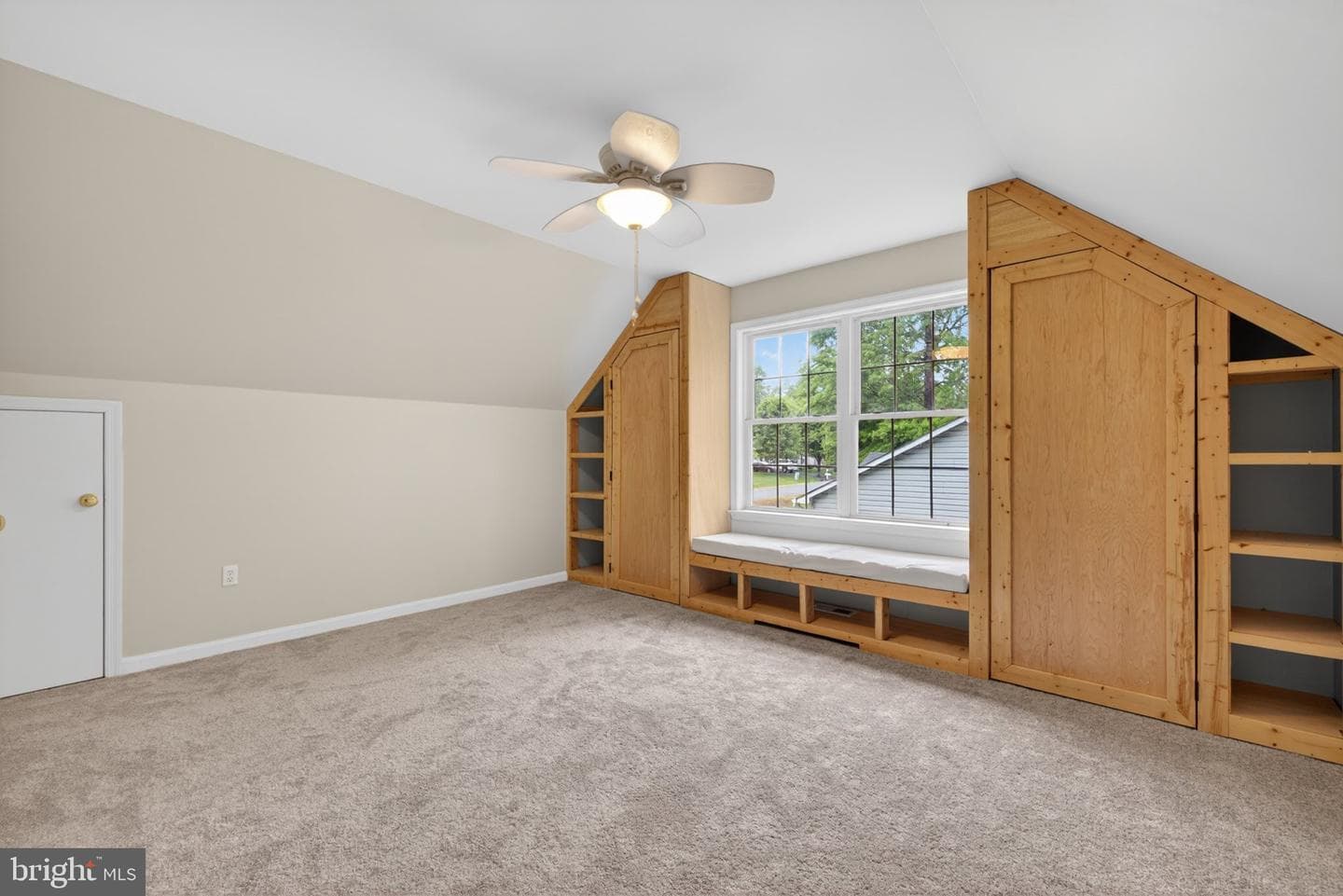 10111 Sharon Springs Drive photo 13