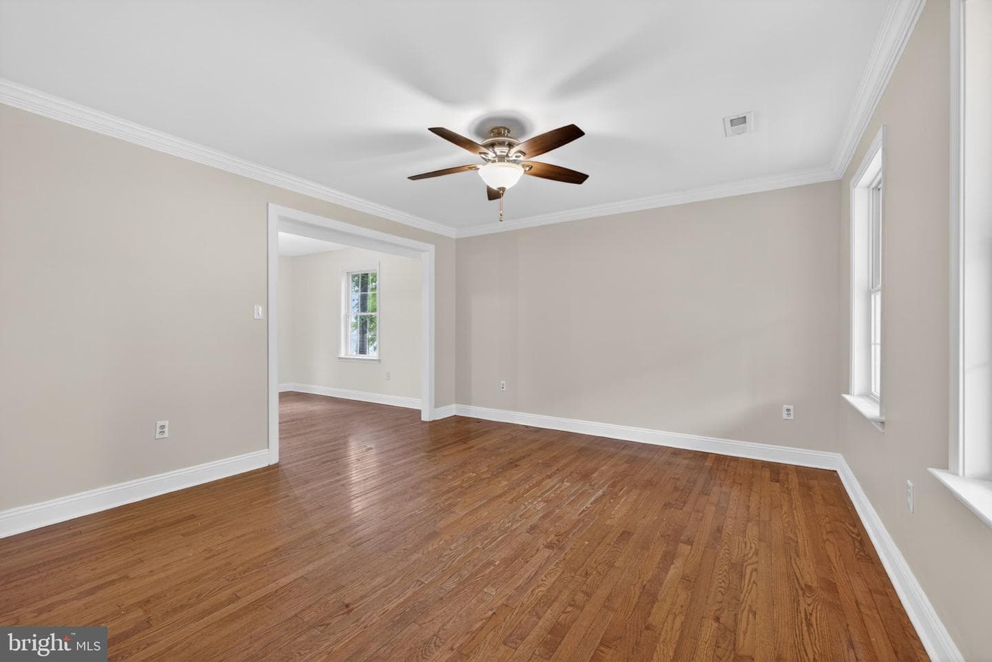 10111 Sharon Springs Drive photo 4