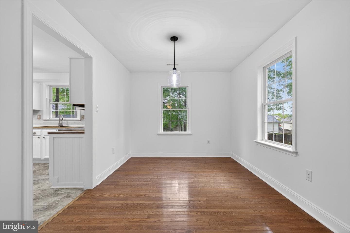 10111 Sharon Springs Drive photo 6