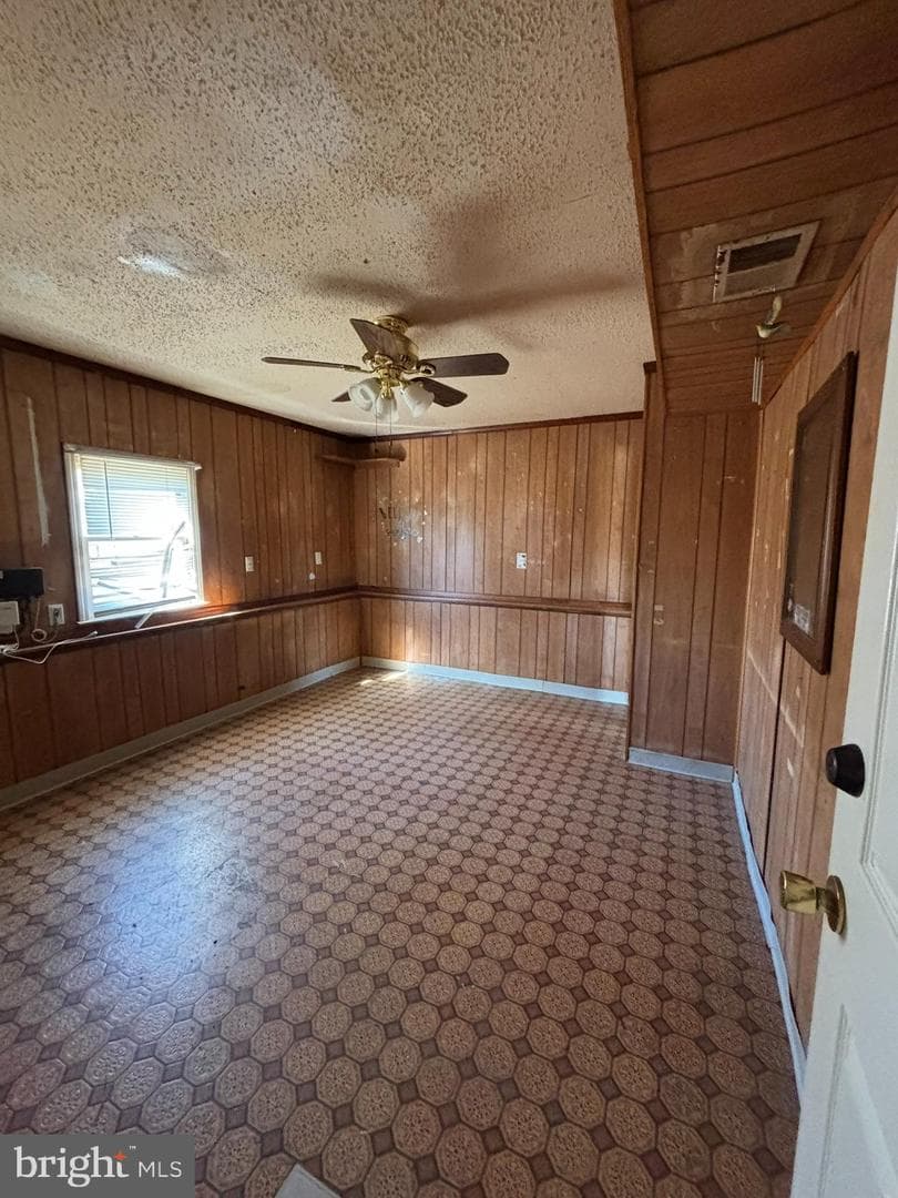 6001 Massaponax Drive photo 21