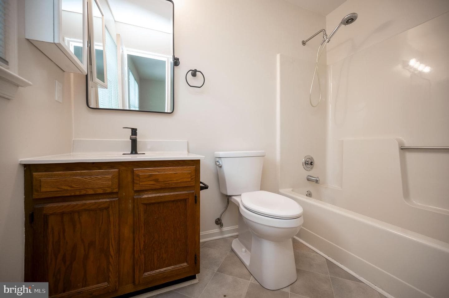 5065 Gallager Drive photo 7