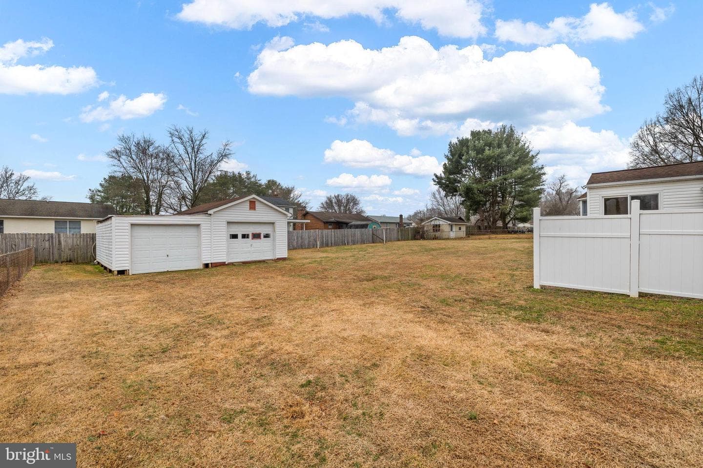 114 Hamilton Street photo 45