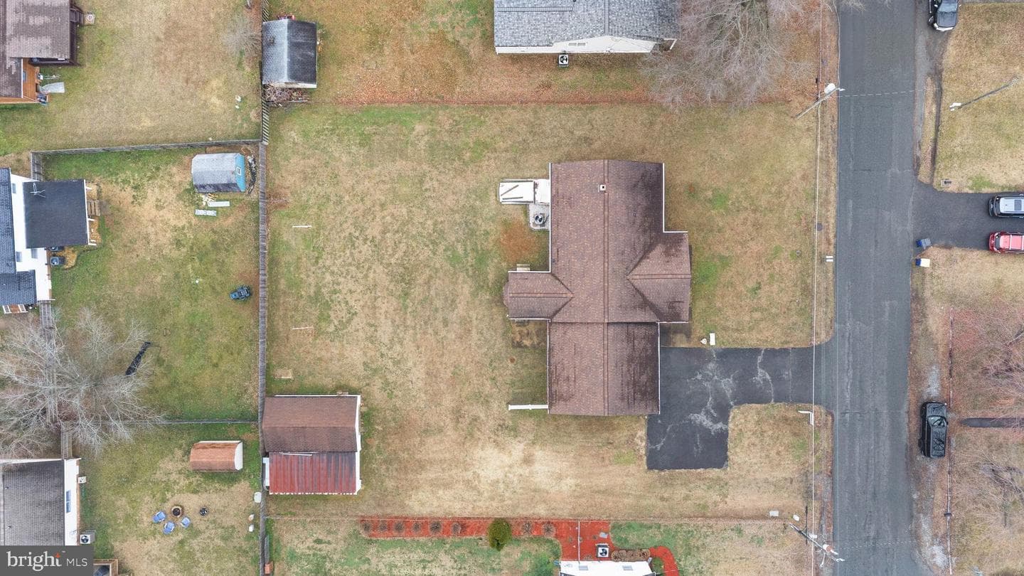 114 Hamilton Street photo 47