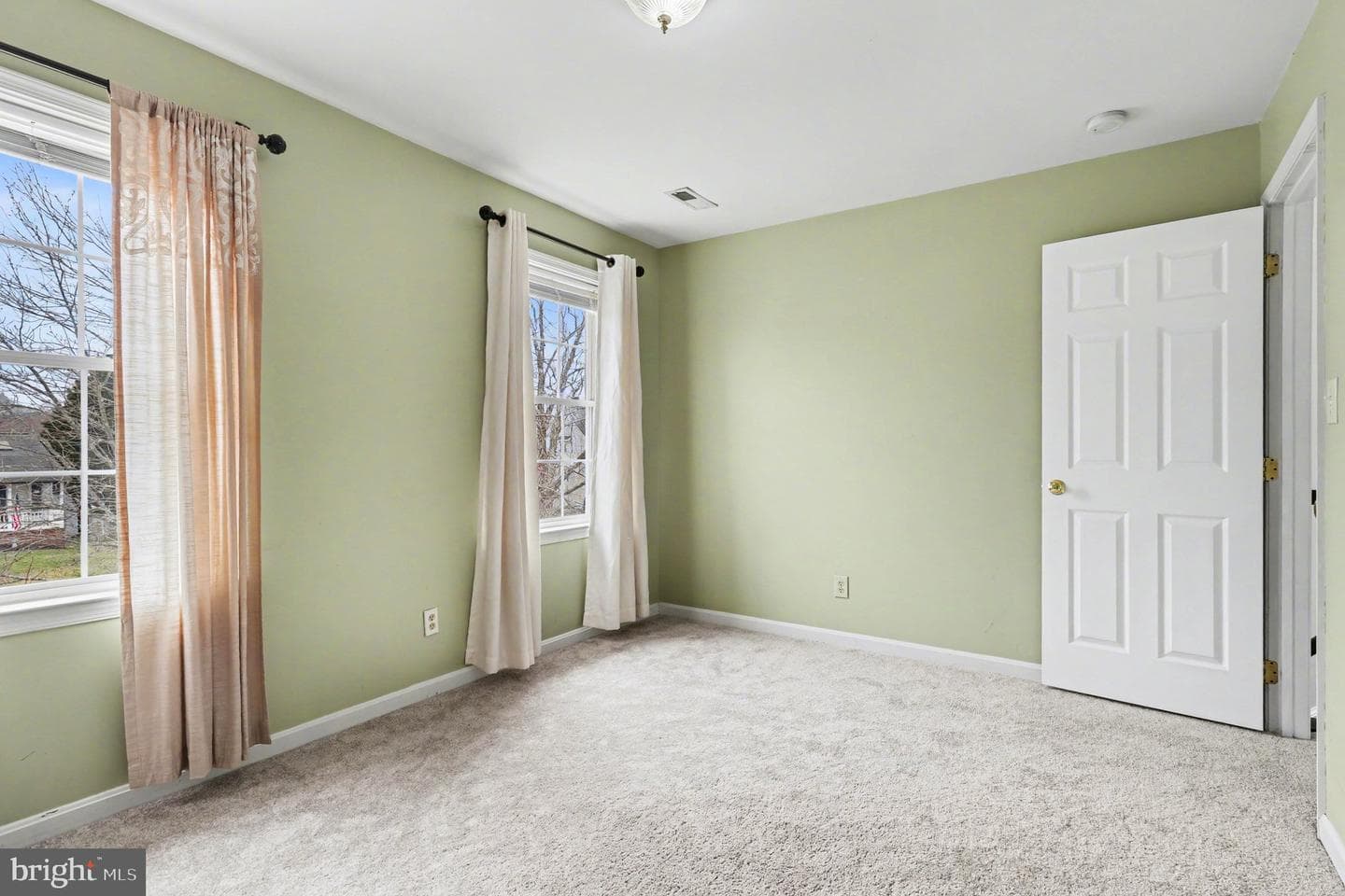 7415 Sterling Drive photo 28