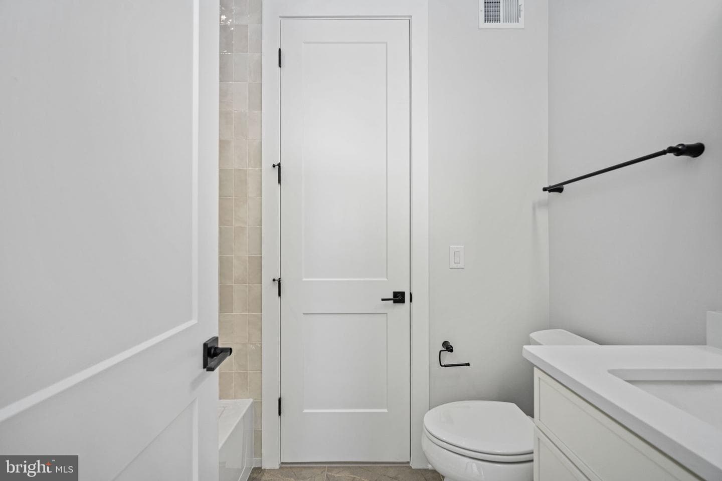 8621 Rosni Way photo 31