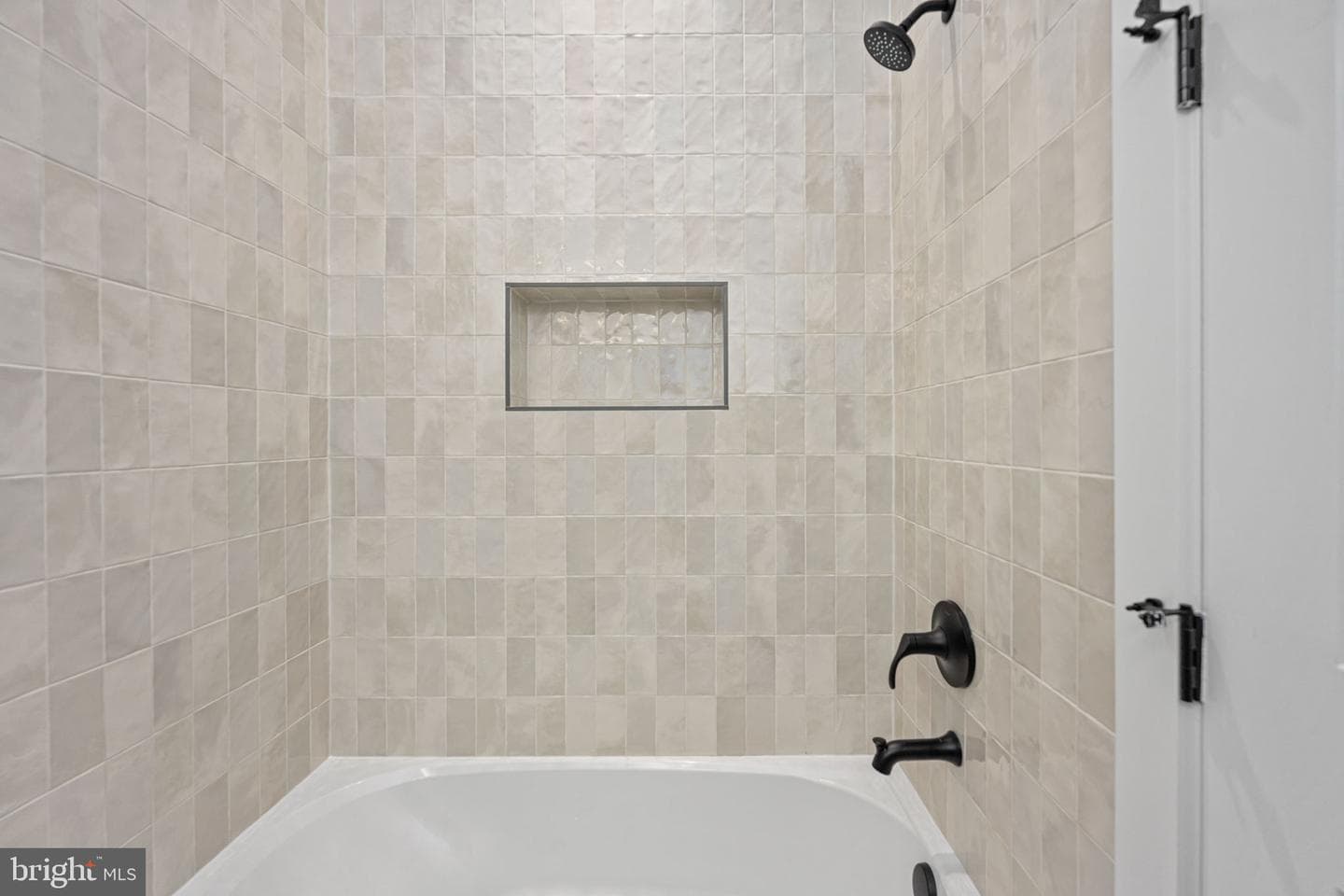 8621 Rosni Way photo 33