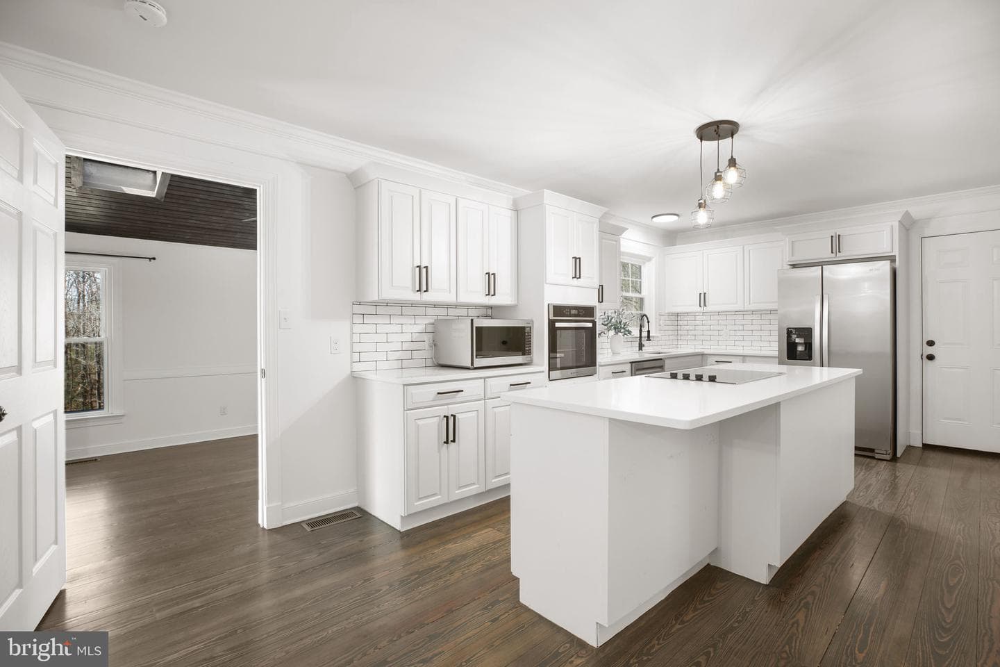 306 Clydesdale Court photo 12