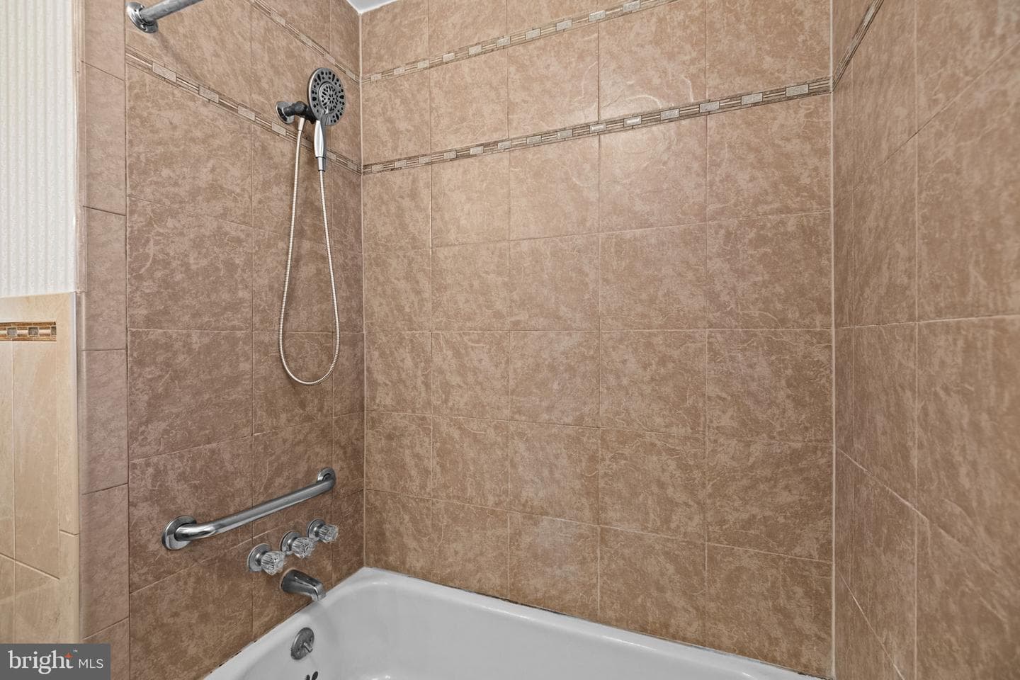 1145 Bernstein Road photo 15
