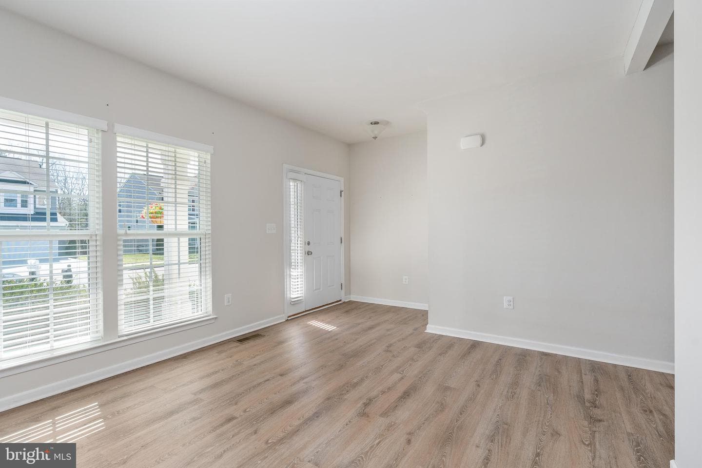 9217 Wood Creek Circle photo 5