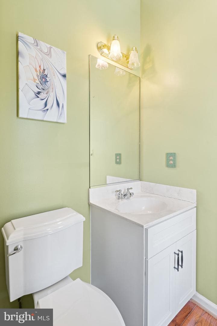 4305 Bridlepath Court photo 11