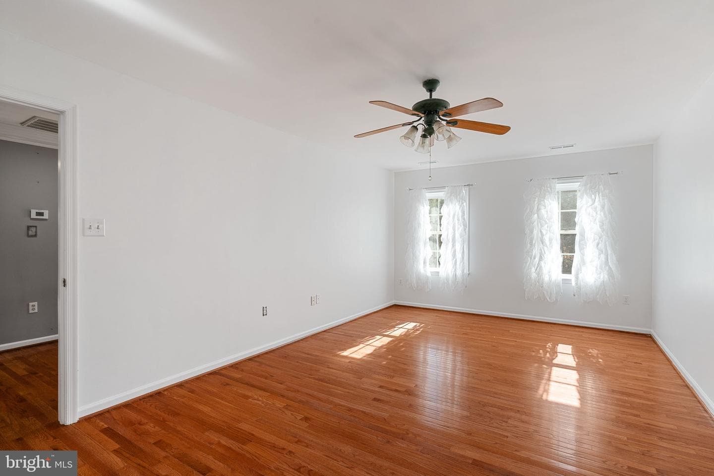 4305 Bridlepath Court photo 38
