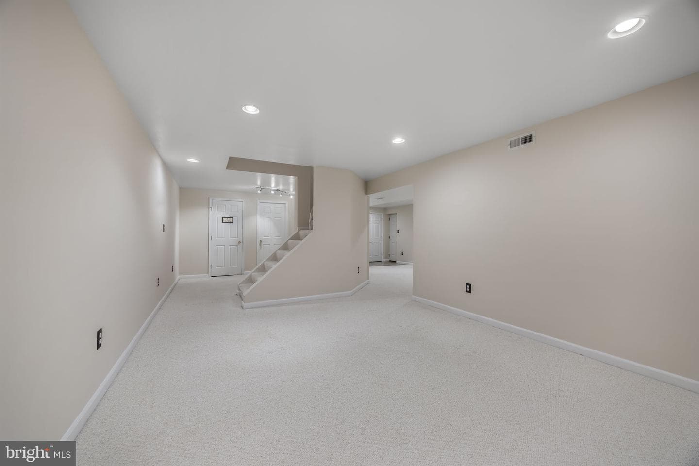 4318 Bridlepath Court photo 32