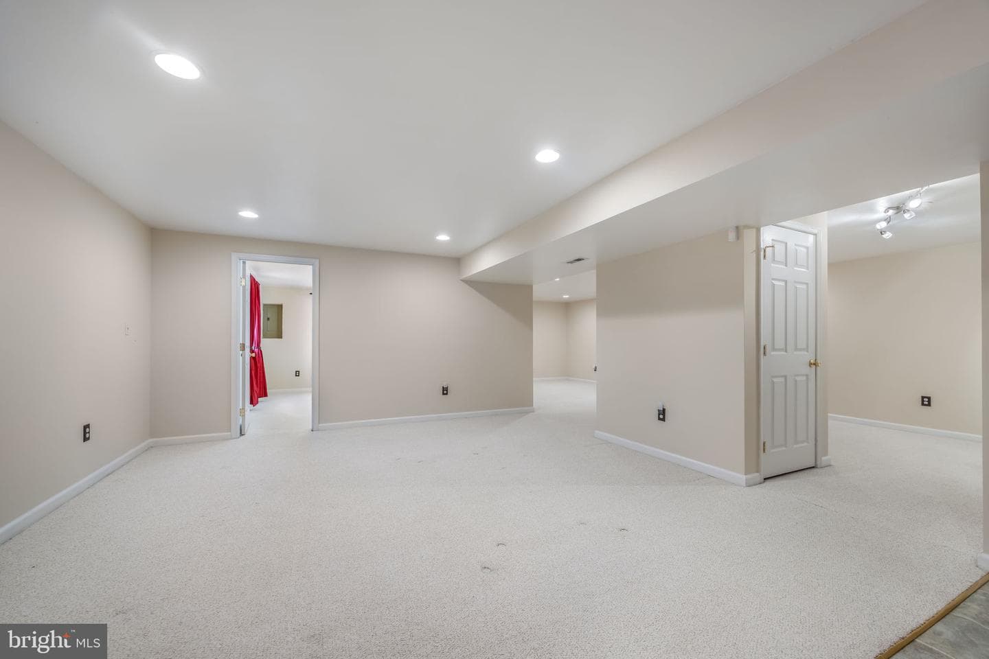 4318 Bridlepath Court photo 34