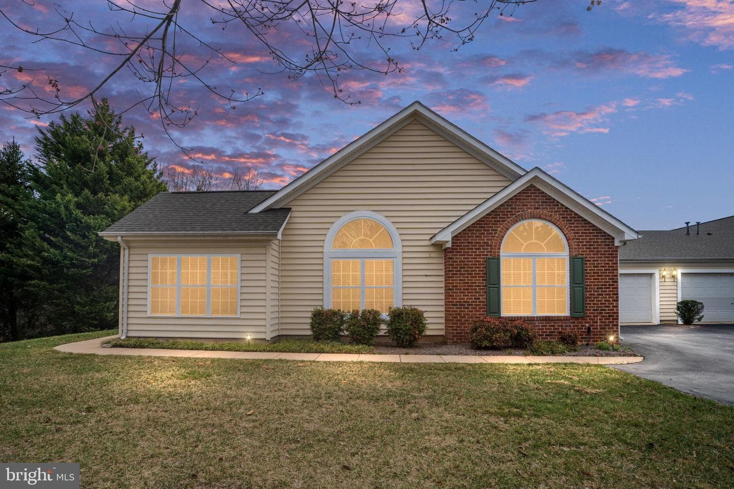 6357 Autumn Leaf Circle photo 2