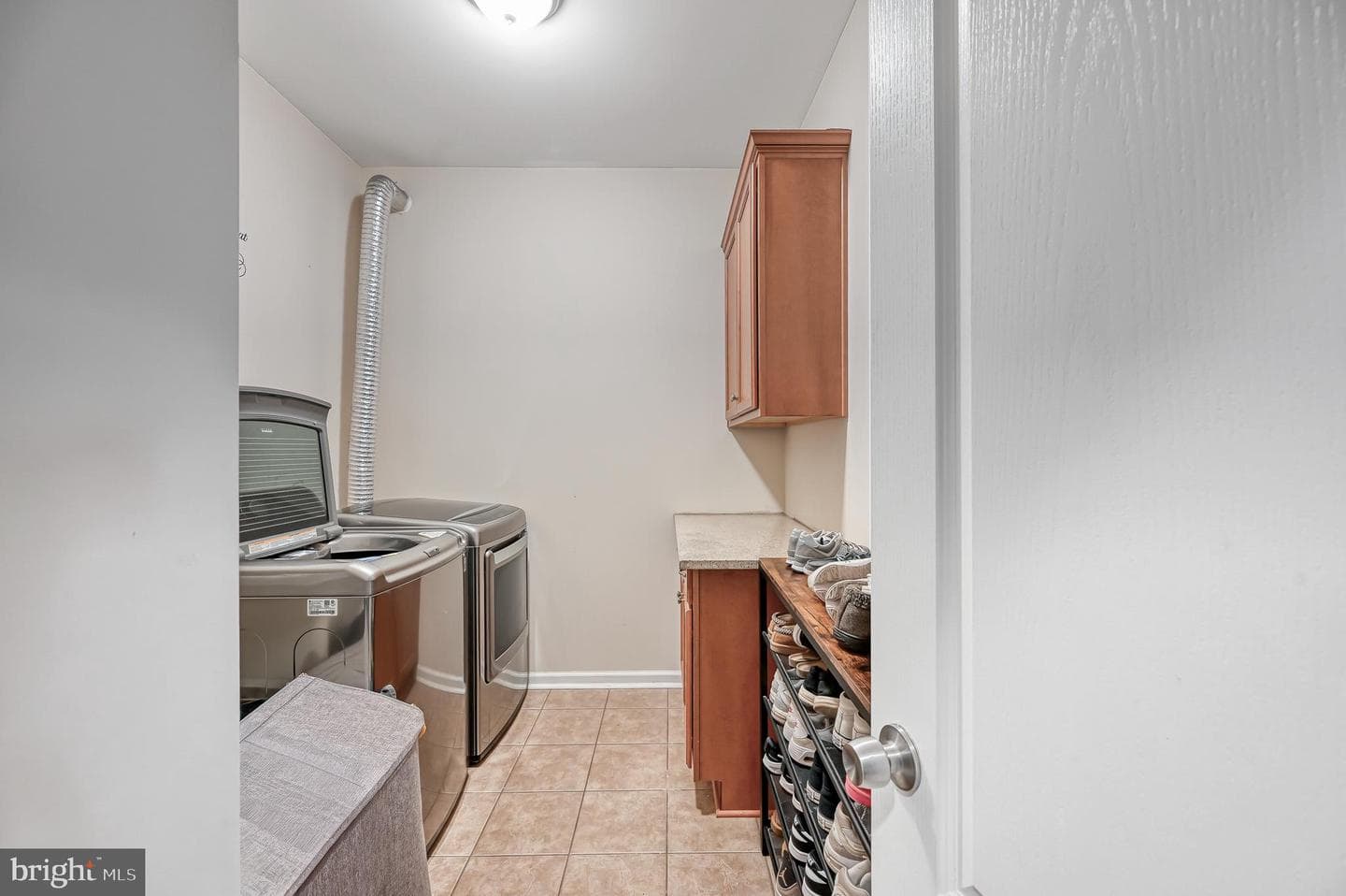 9490 Vanreenan Way photo 37