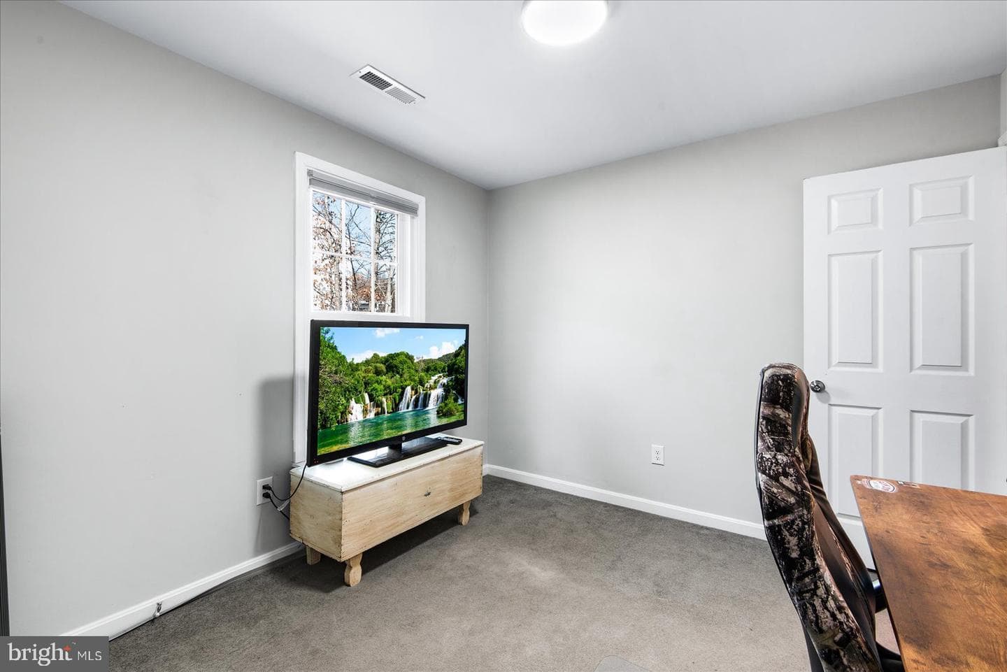 10511 Watford Lane photo 41
