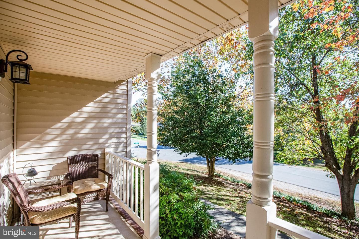 10511 Watford Lane photo 5