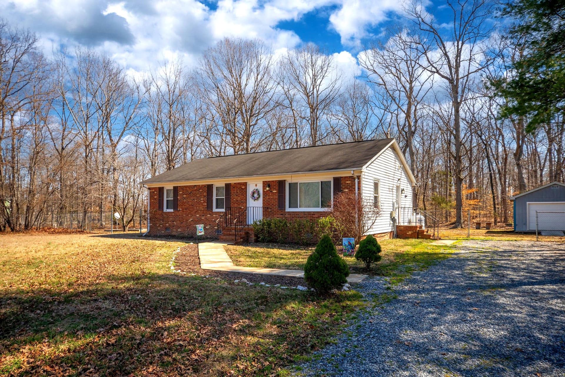 5527 Smith Station Road photo 4