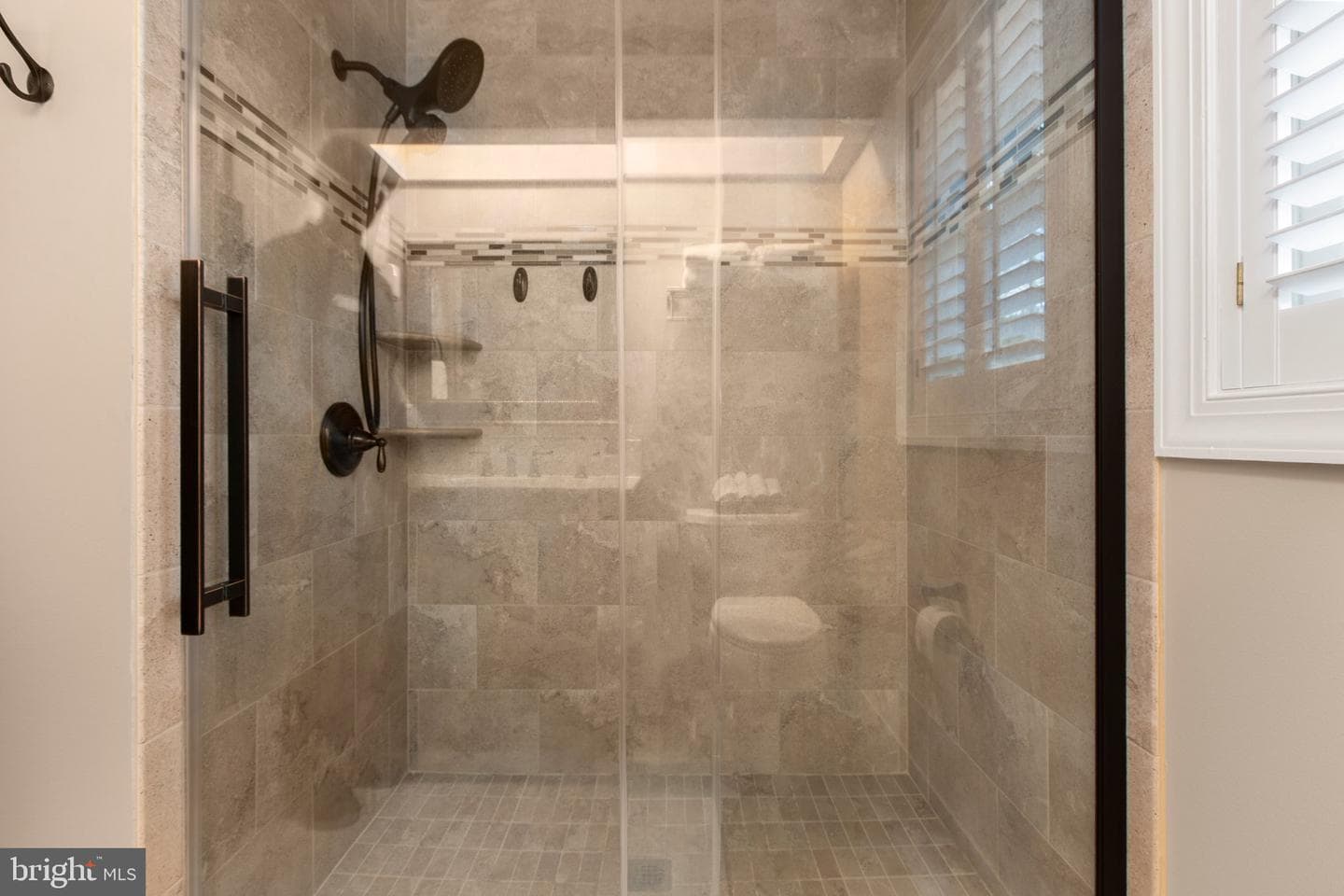1800 Stoney Creek Drive photo 31
