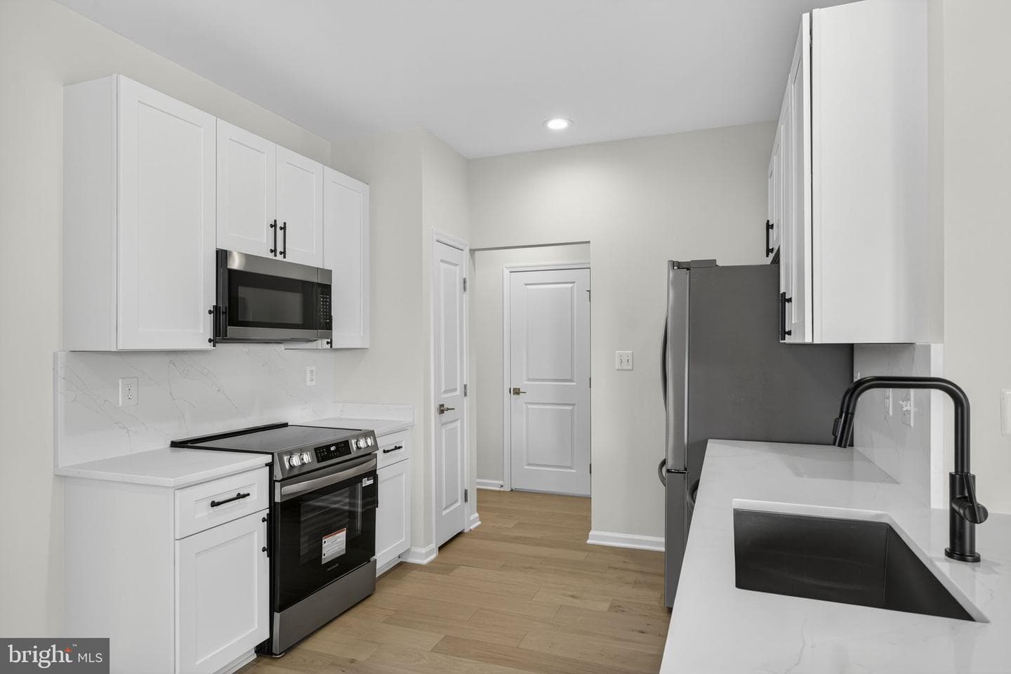 5806 Spring Arbor Lane photo 18