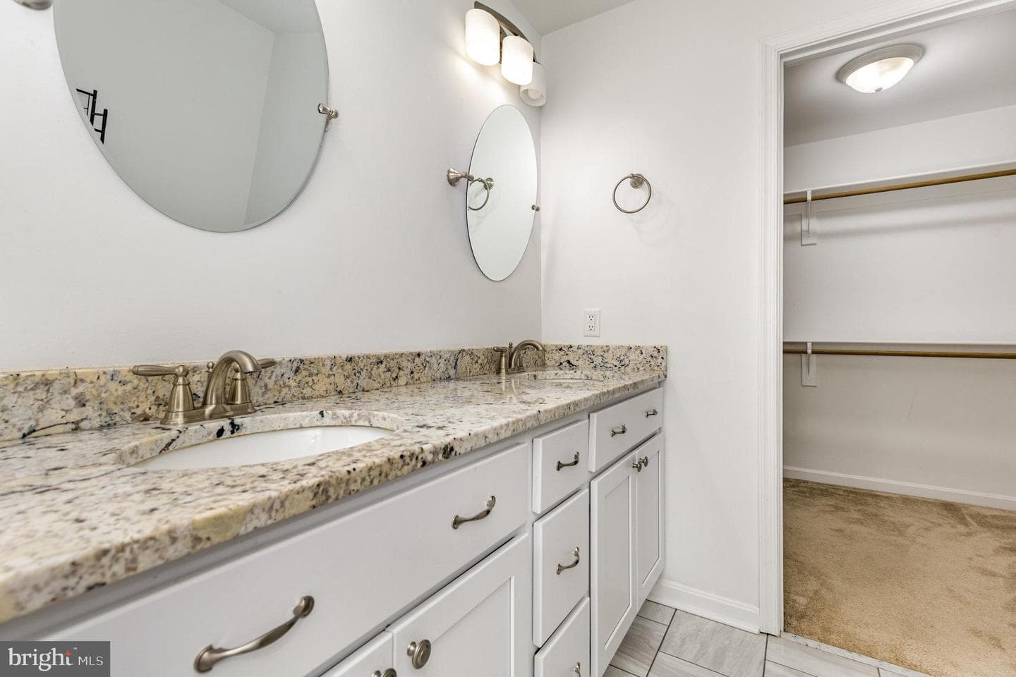 5428 Ridge Road photo 20