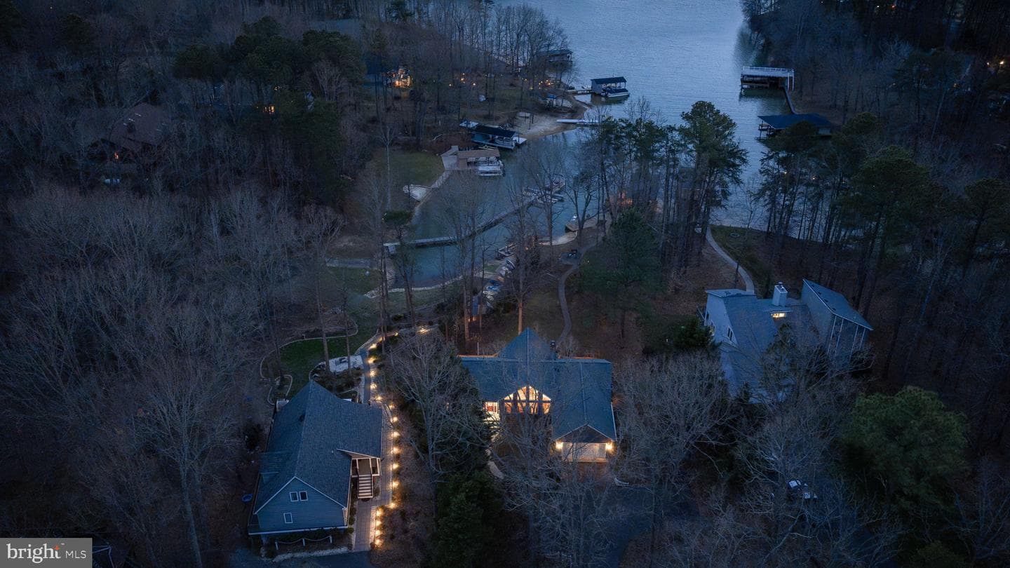 2325 Waterside Drive photo 82