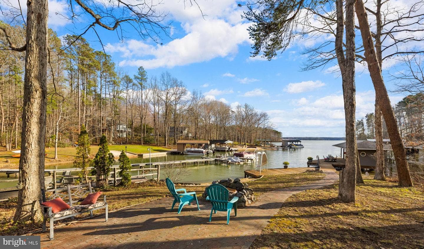 2325 Waterside Drive photo 91