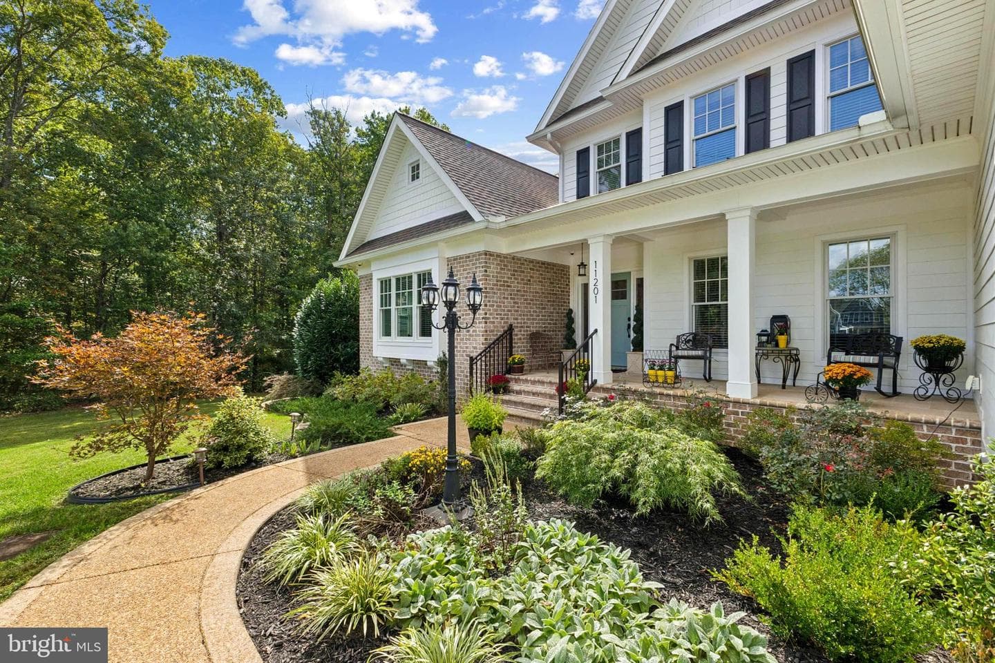 11201 Knolls End photo 11