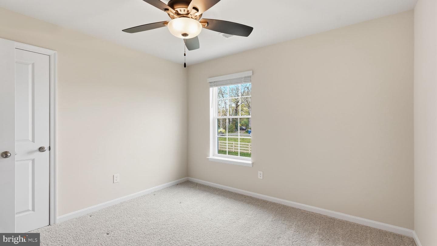 7406 Jake Court photo 25