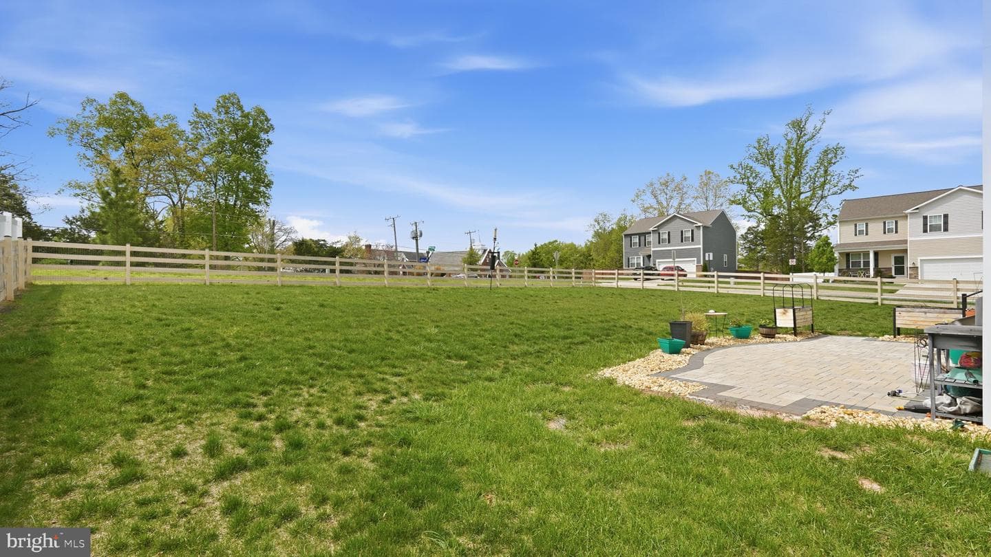 7406 Jake Court photo 32