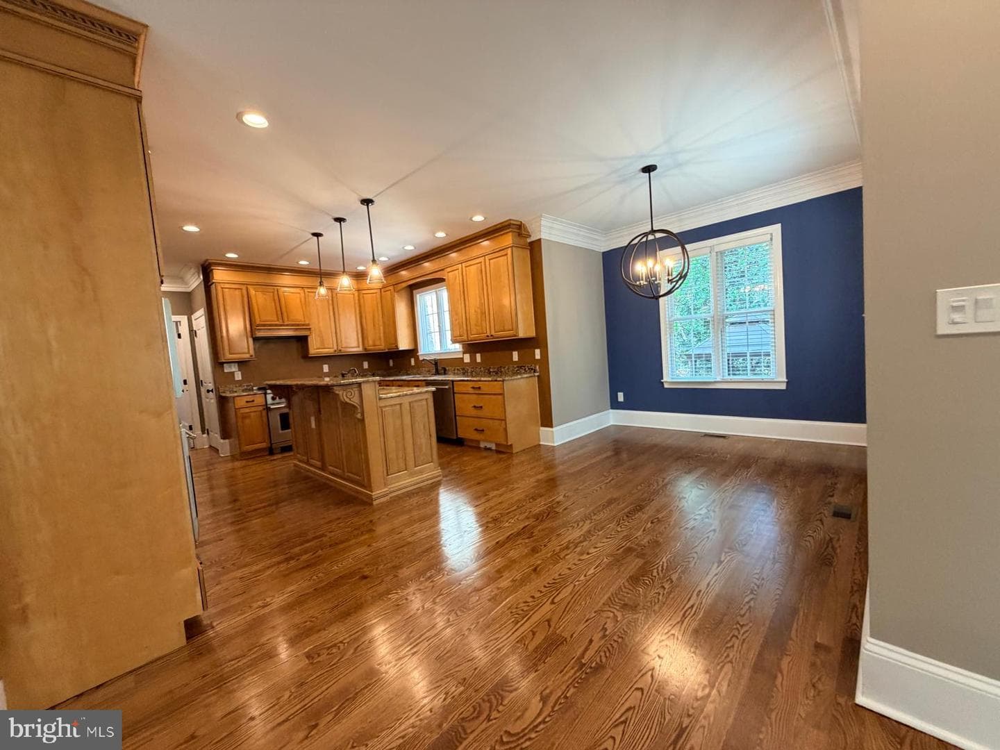11612 Longstreet Drive photo 9