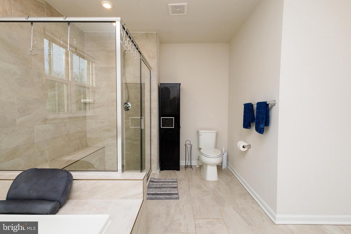 8734 Greenway Drive photo 20