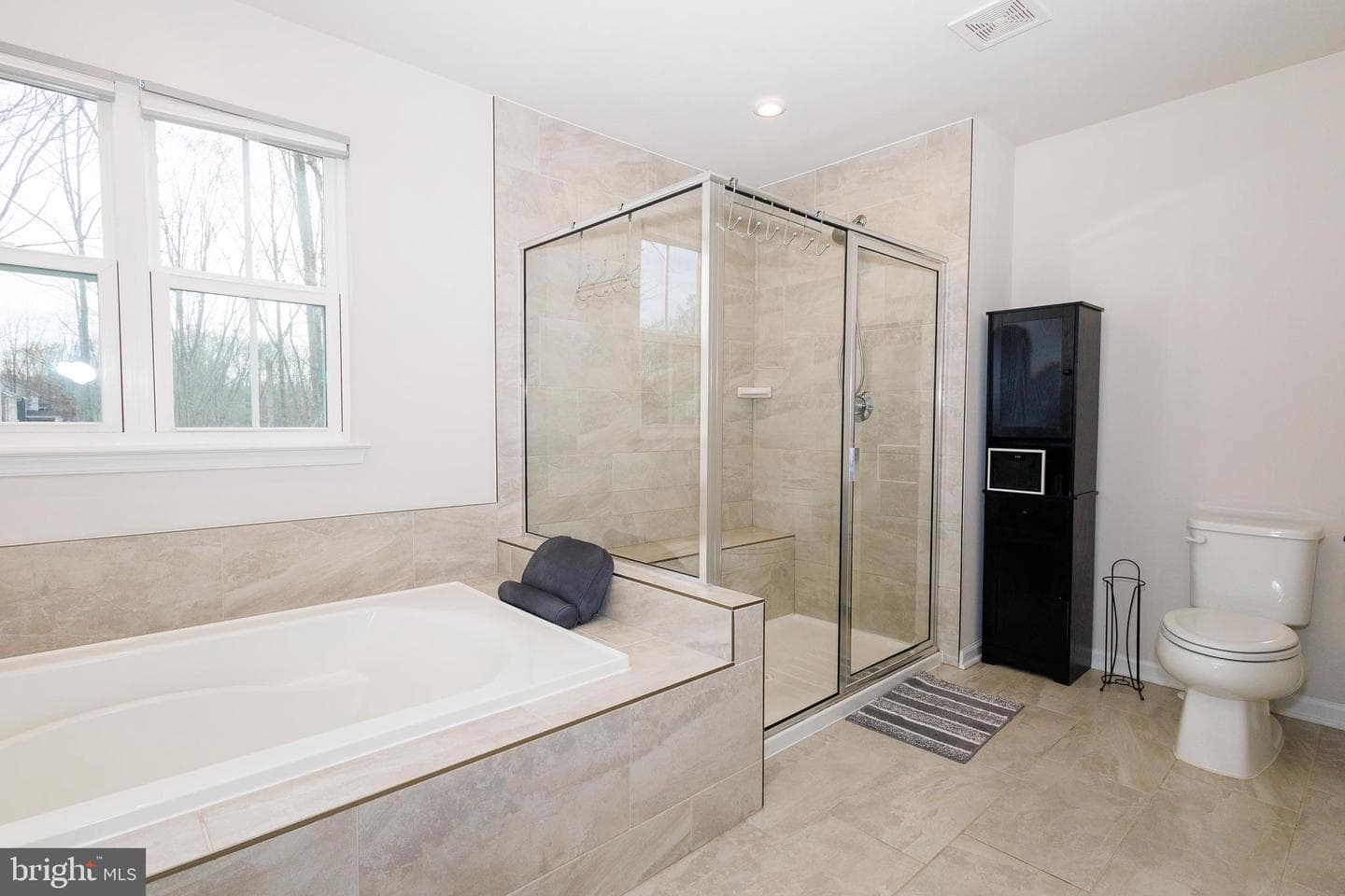 8734 Greenway Drive photo 21