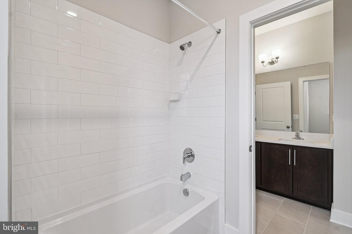 11505 Chalmers Lane photo 40