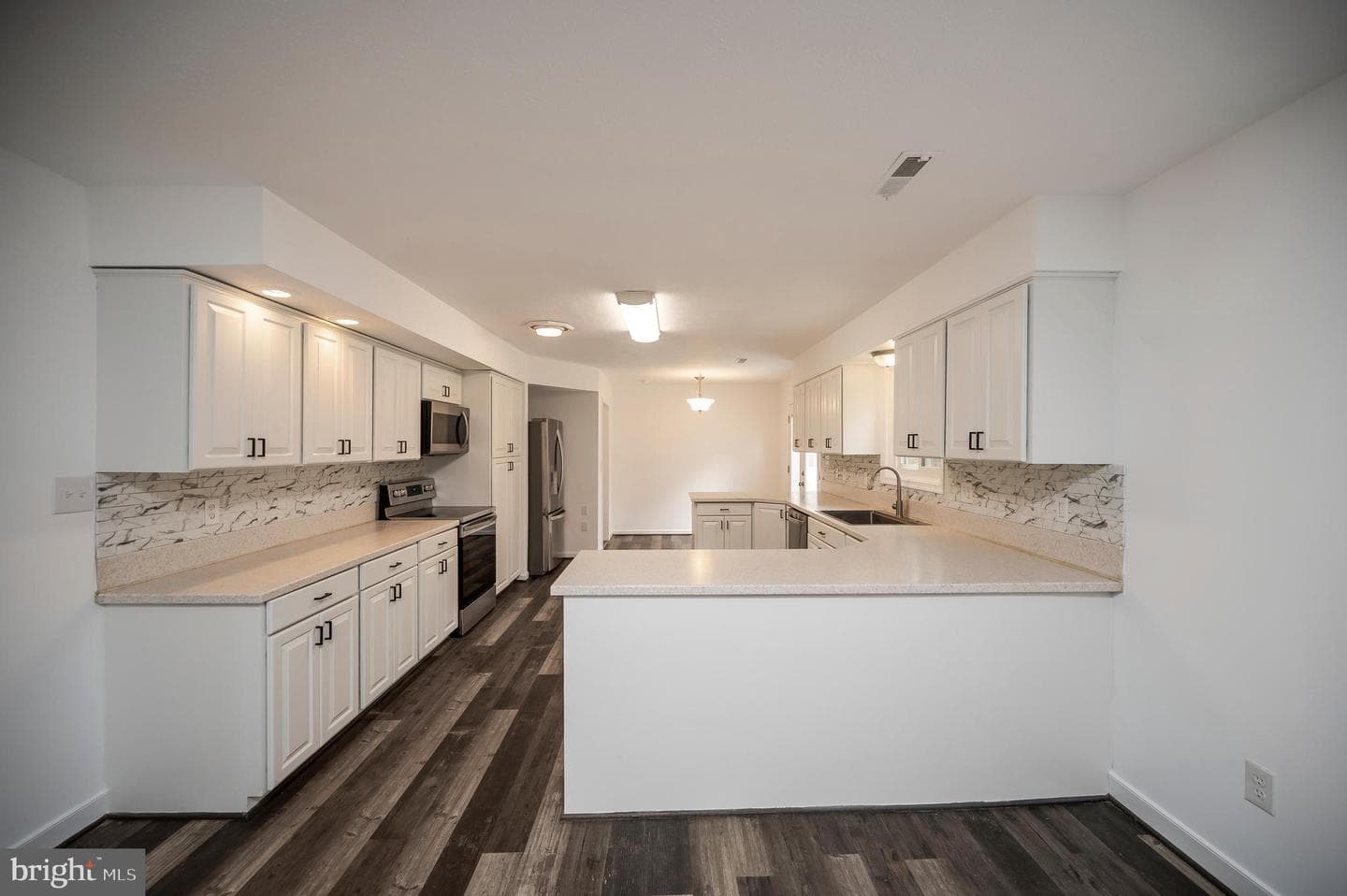 20 Berkshire Lane photo 10