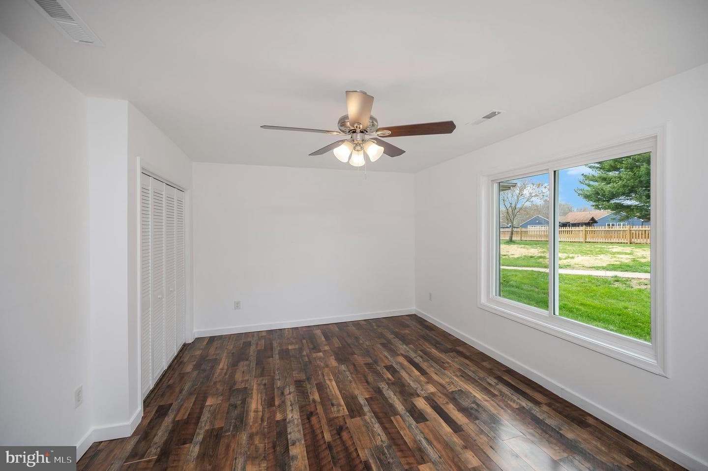 20 Berkshire Lane photo 17