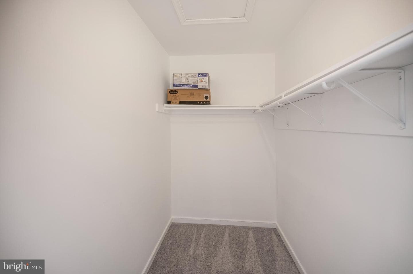 20 Berkshire Lane photo 26