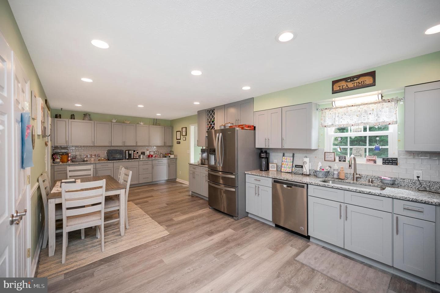 9504 Quail Meadows Drive photo 8