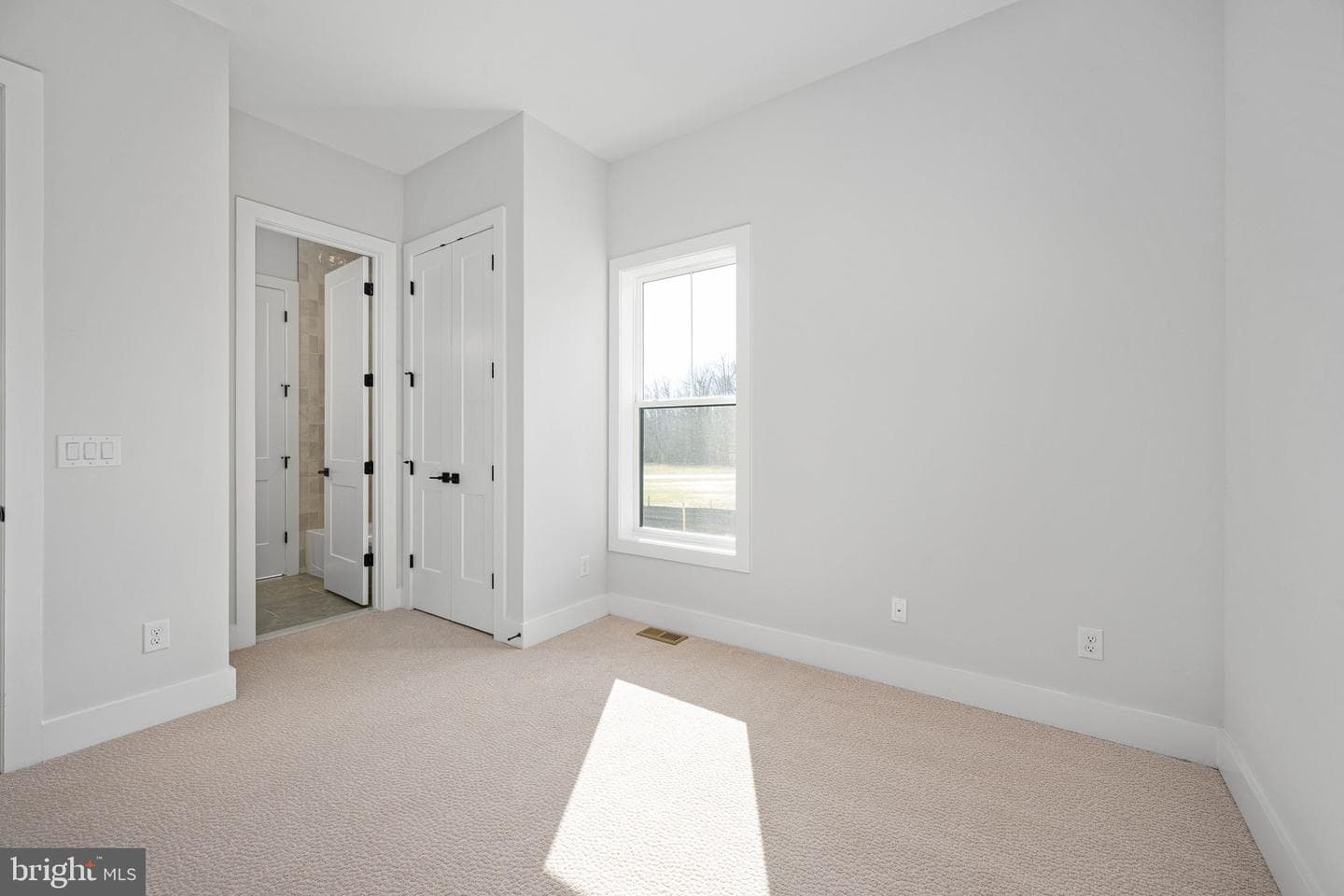 9435 Signature Way photo 32