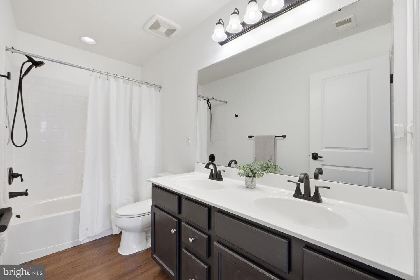 2513 Cornell Drive photo 37