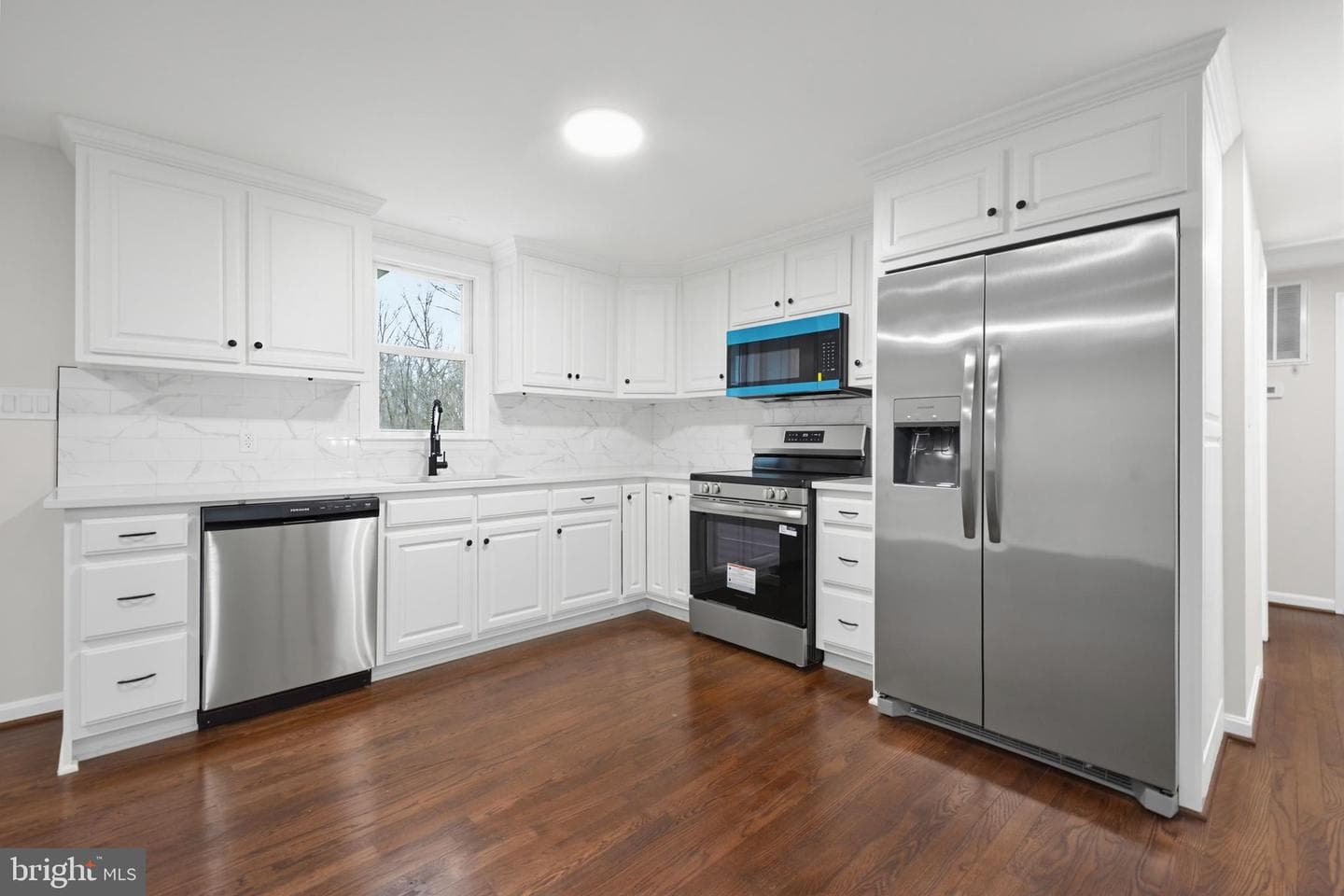 10206 Battlefield Drive photo 11