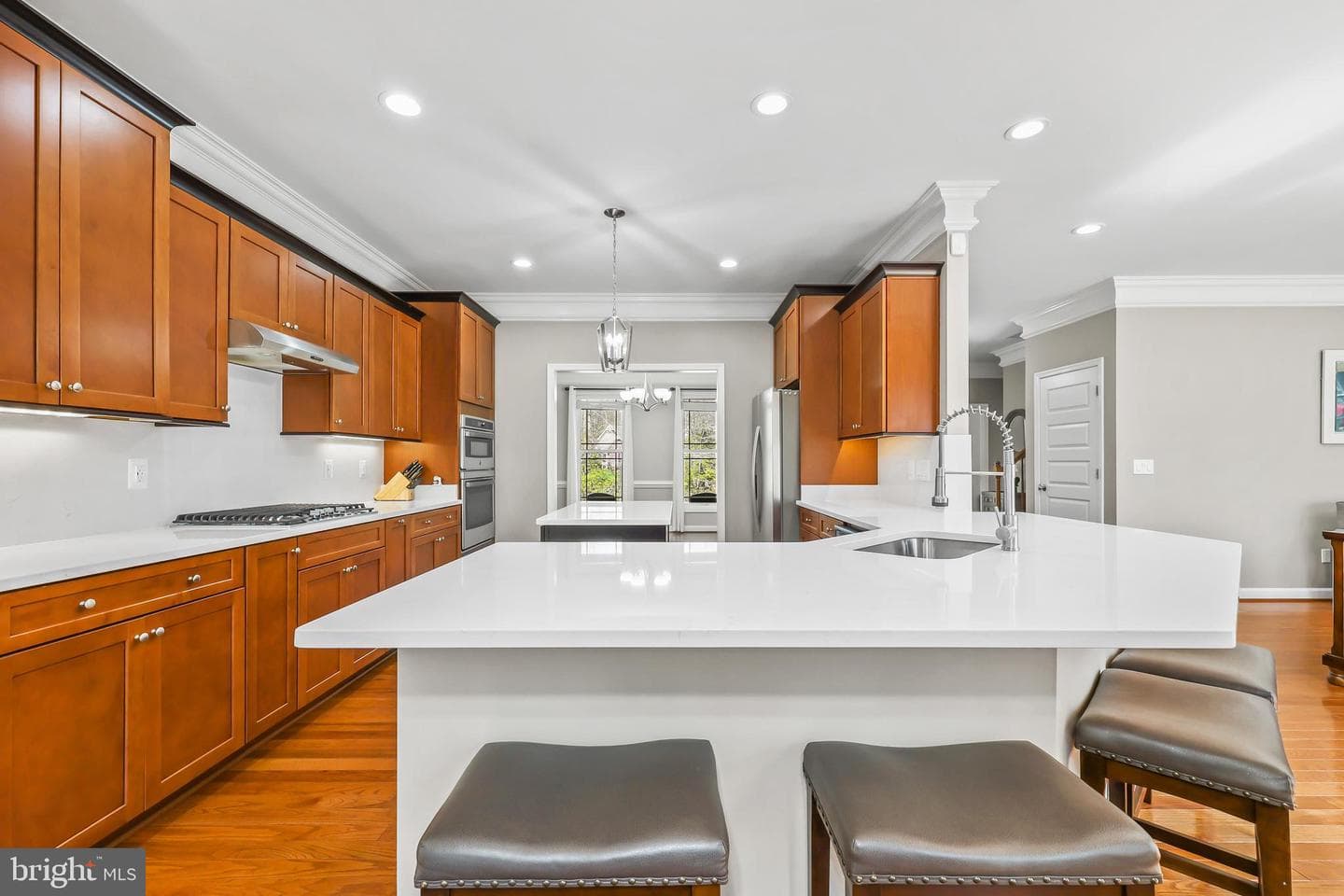 7022 Barclay Drive photo 13