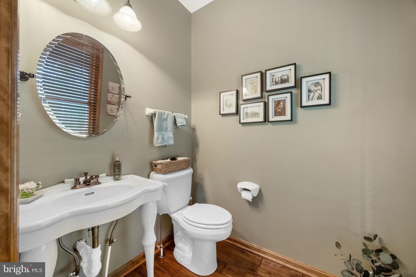 6657 Lawyers Road photo 25