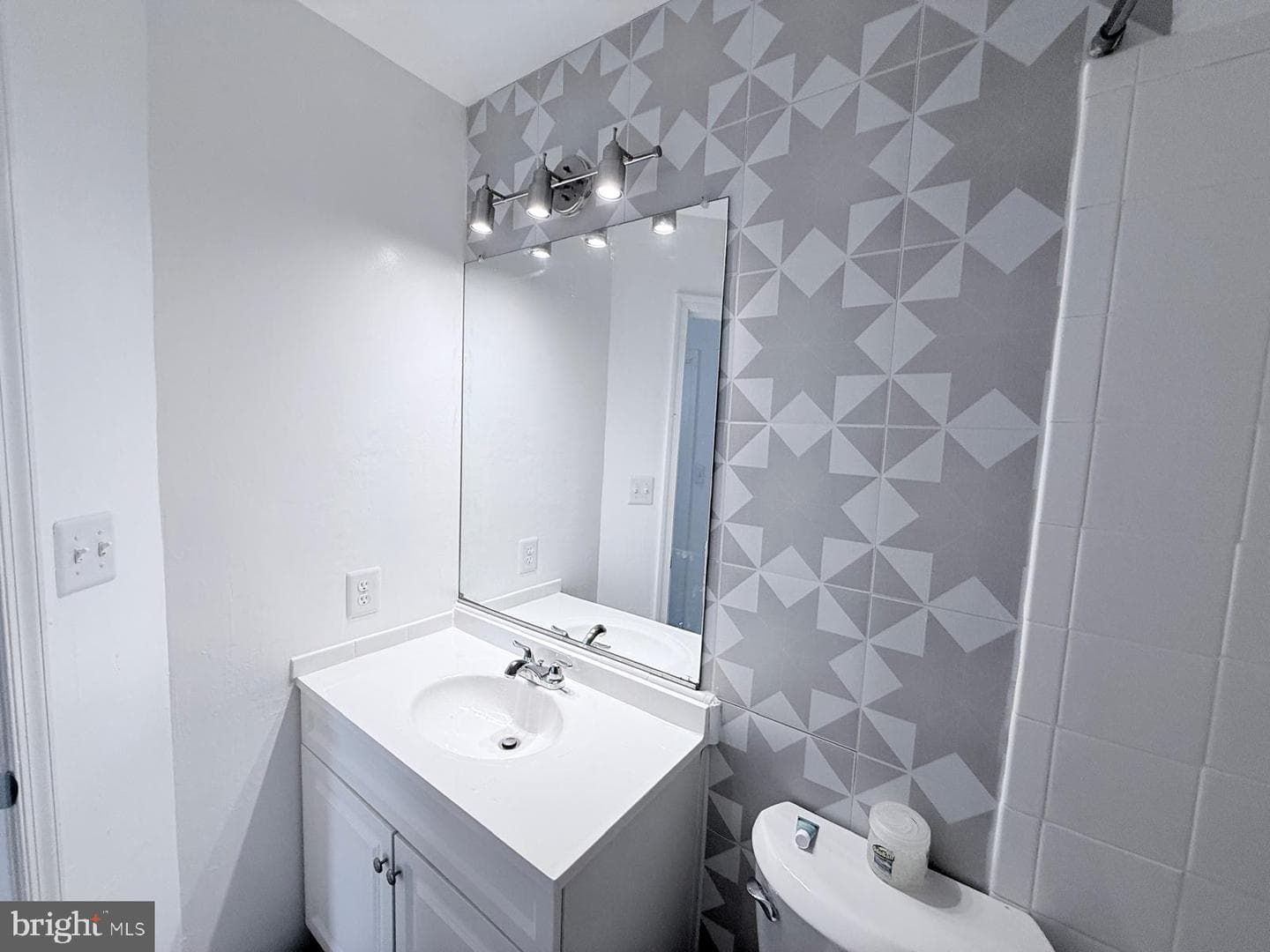 11203 Kings Crest Court photo 48
