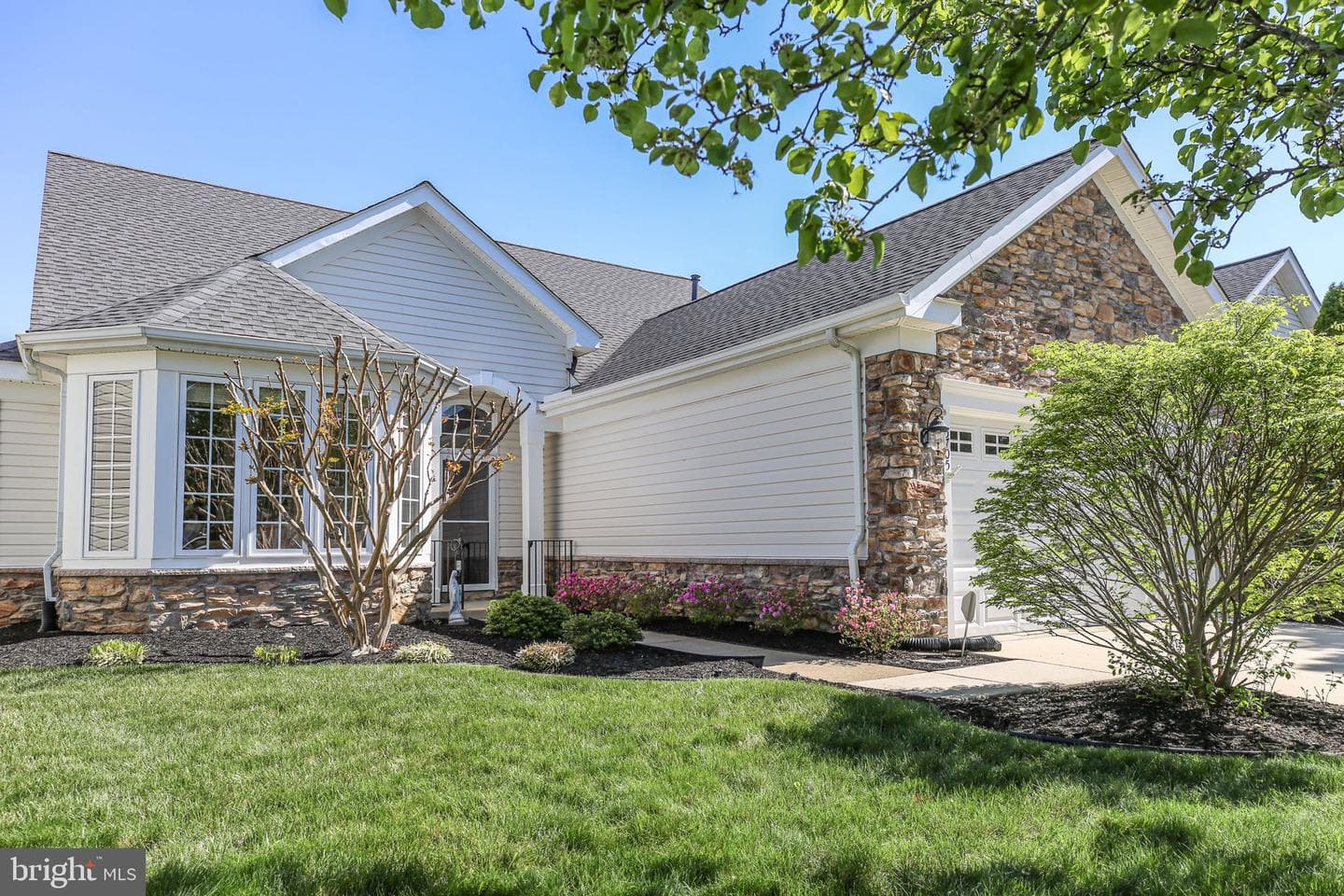 5705 W Kesslers Crossing photo 2