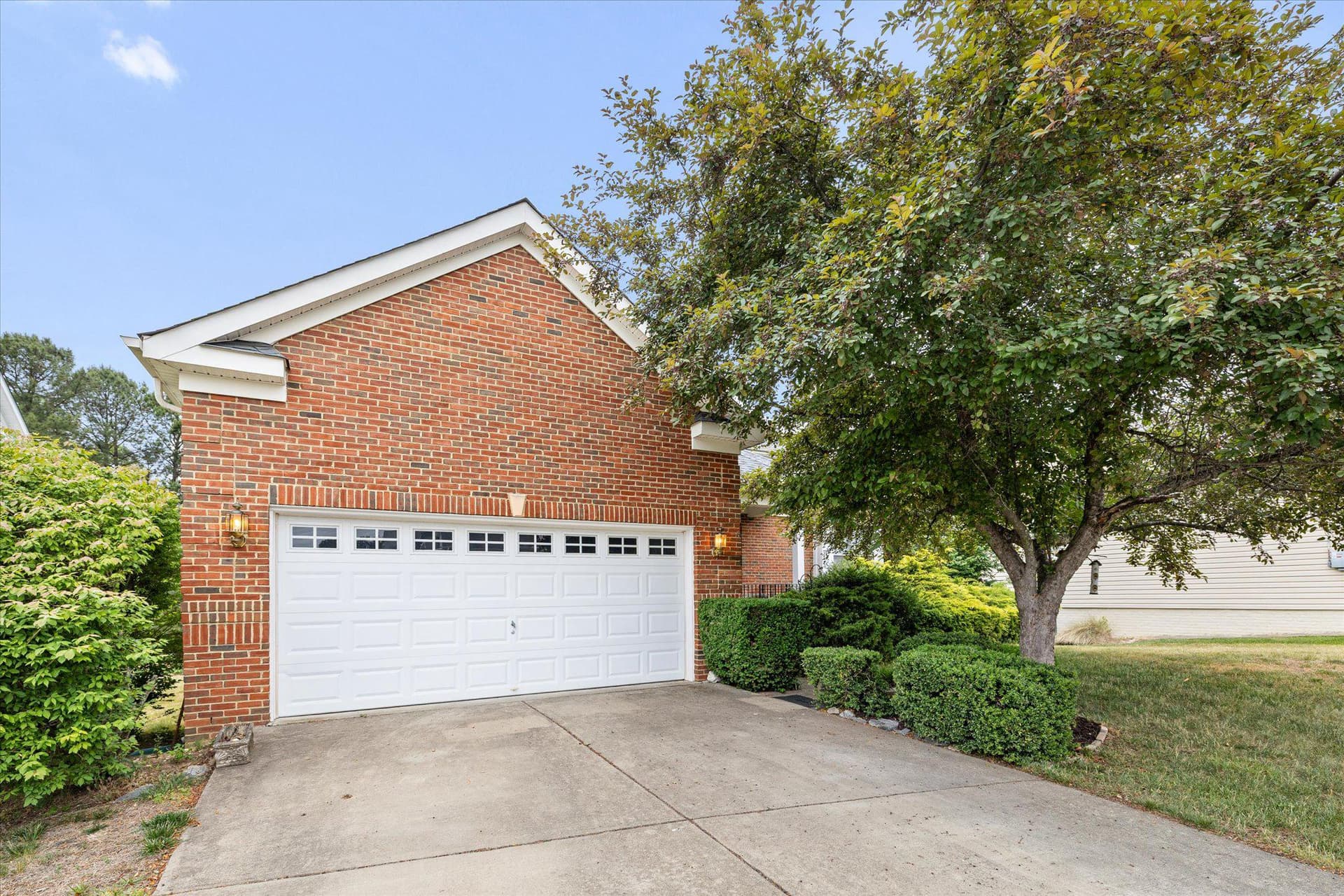 5327 W Philippi Place photo 8