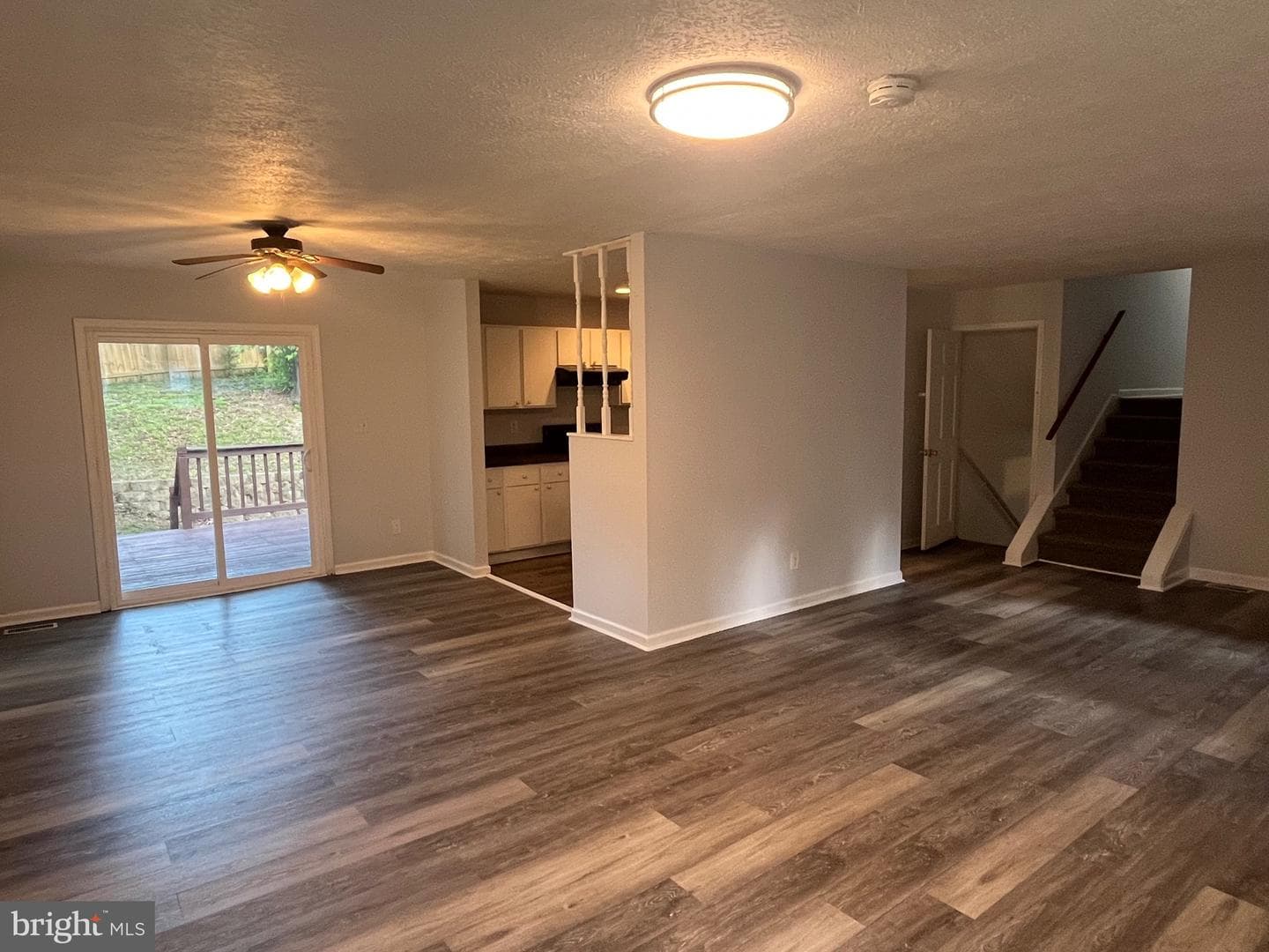 11827 Rutherford Drive photo 4