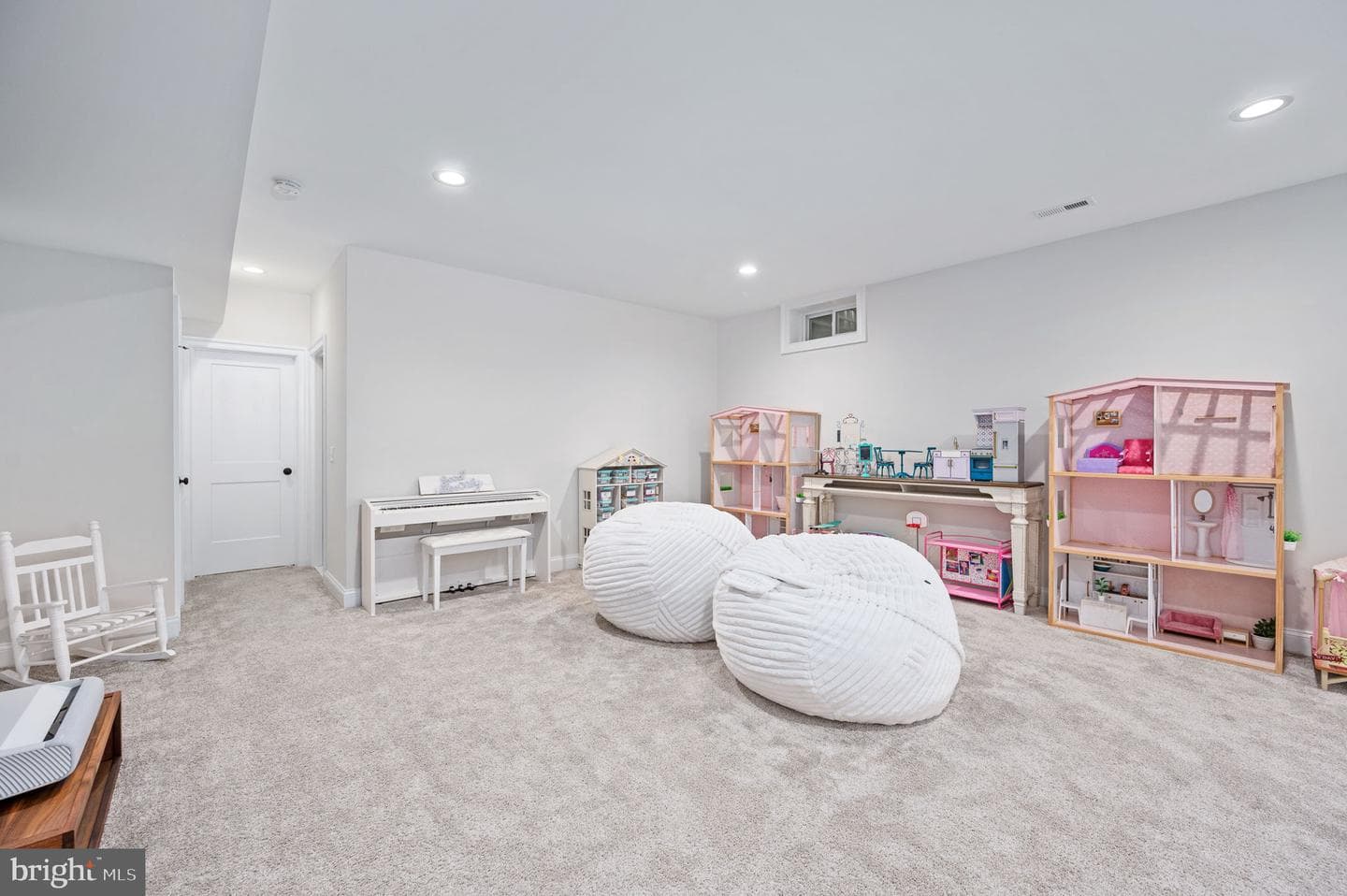 10912 Downton Avenue photo 52